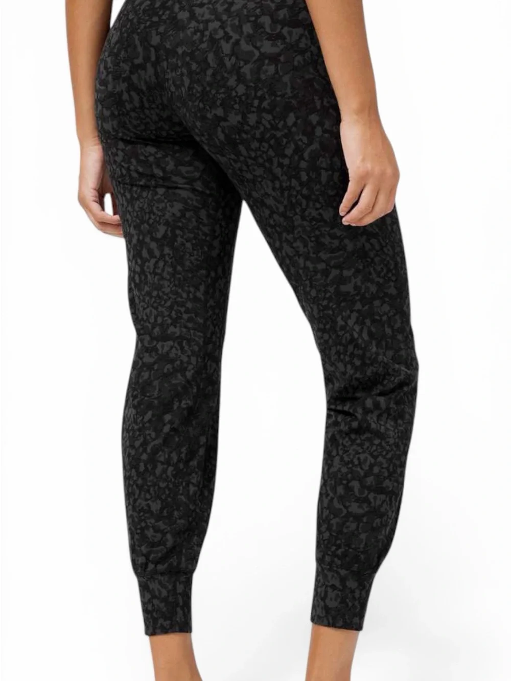 Lululemon – Align Jogger 28” – Wild Thing Camo Deep Coal Multi – Sz. 6